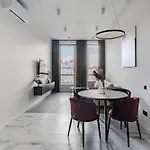 Lägenhetshotell Smart 4*