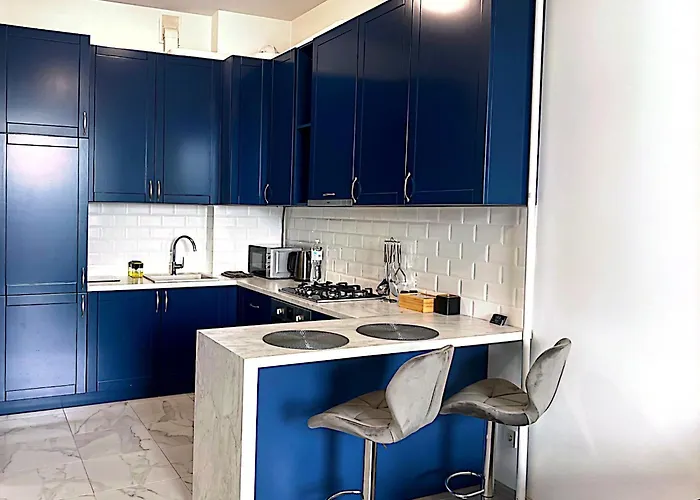 アパートホテル Smart リヴィウ