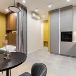 Smart 公寓式酒店 4*