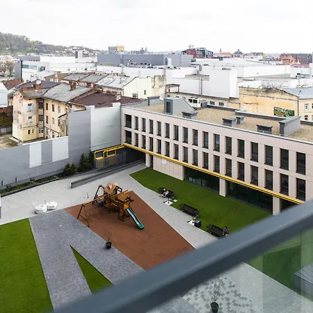 Smart 4* Lwów